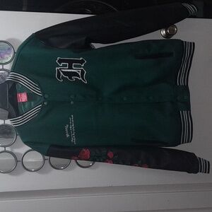 🌺GREEN & BLACK VARSITY Jacket